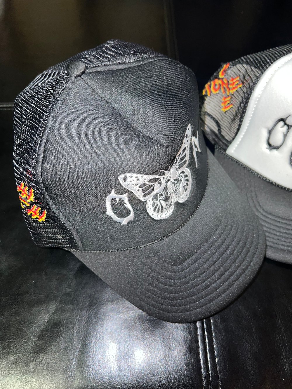 BTFLY SKULL TRUCKER 