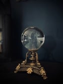 Boule de cristal de 11cm et son support en bronze, 1910-20