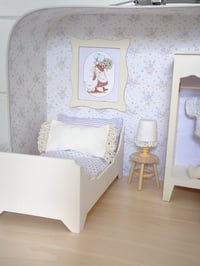 Image 4 of maleta lavanda