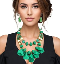 GREEN FLORAL PETALS NECKLACE SET Copy