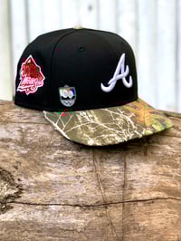 Image 2 of “Showtime”- Pin [Mjbhpr X 606Brims]
