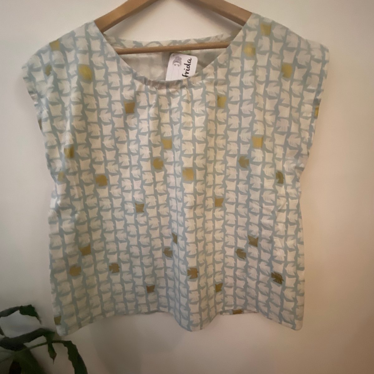 Image of Willow Top - Gilt Birds