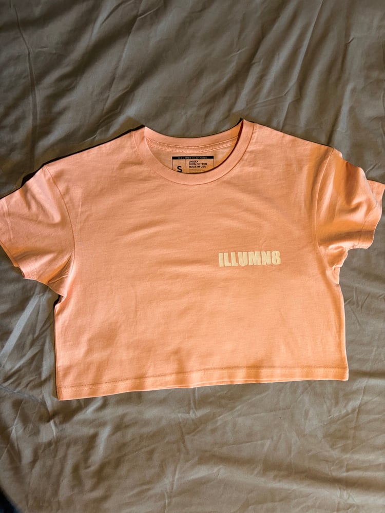 Image of Illumn8 crop pink