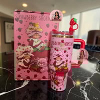 Image 2 of Strawberry 40 oz Red