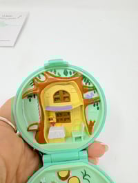 Image 7 of Ensemble bracelet et Polly Pocket médaillon forêt émeraude