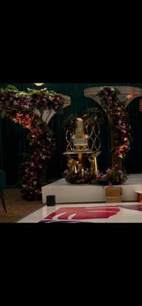 Image 3 of Tall Gold and white backdrop For Rent Only 180*270cm