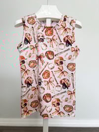 Image 5 of Collab Basic Tank