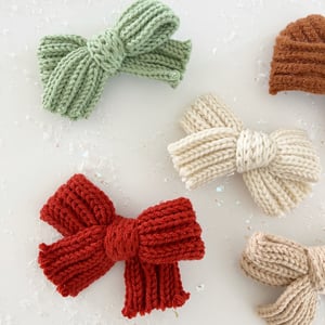 Image of Chunky Holiday Sweater Bows