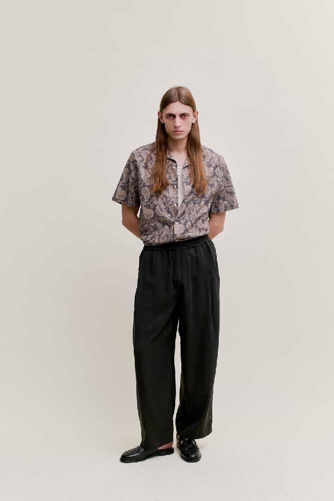 Image of A KIND OF GUISE GIOIA SHIRT WALLPAPER JUNGLE