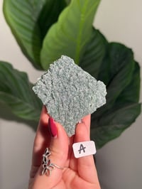 Image 1 of DOUBLE SIDED SUGAR COATED FOREST GREEN APOPHYLITE CRUST -INDIA- LOT 1