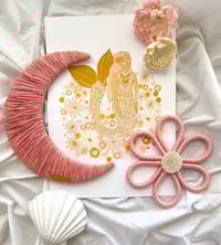 Image 3 of Sunset Raffia Moon 