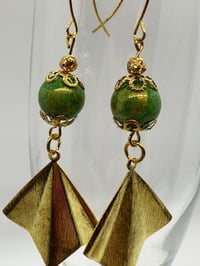 Image 3 of Green gold earrings