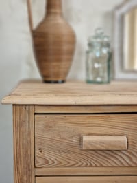 Image 5 of La jolie commode 