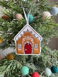 Image 7 of Gingerbread house decoration 