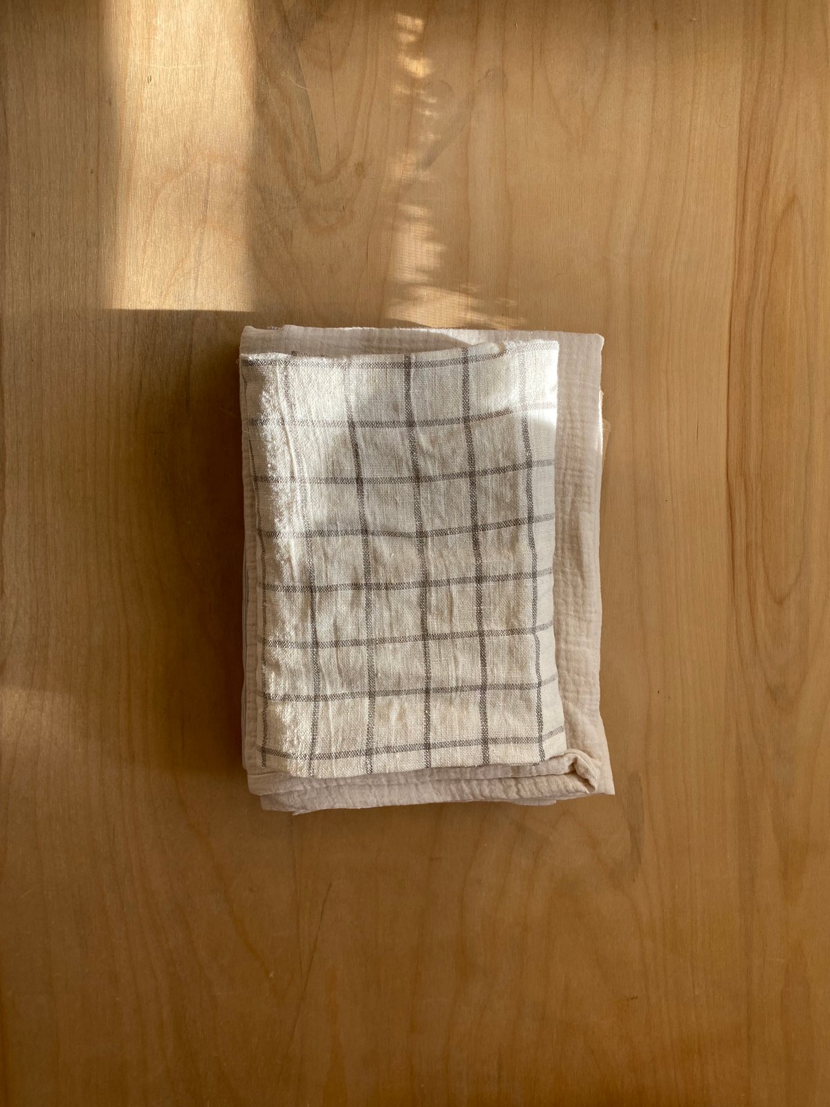 Image of linen grid pillowcase