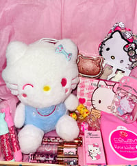 Image 1 of Hello kitty beauty bundle 