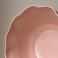 Image 2 of Frill bowl soft pink