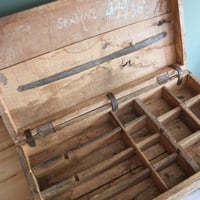 Image 2 of grande boite en bois compartimentée