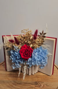 Image 2 of Preserved Flower Book Vase Workshop