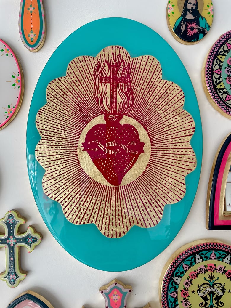 Image of Sacred Heart Oval Large Aqua/Magenta/Gold leaf 