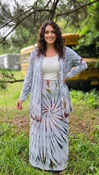 Image 1 of Minimalist