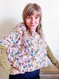 Image 4 of RACCOON WITH LEOPARD SLEEVES - ZERO WASTE JUMPER S/M