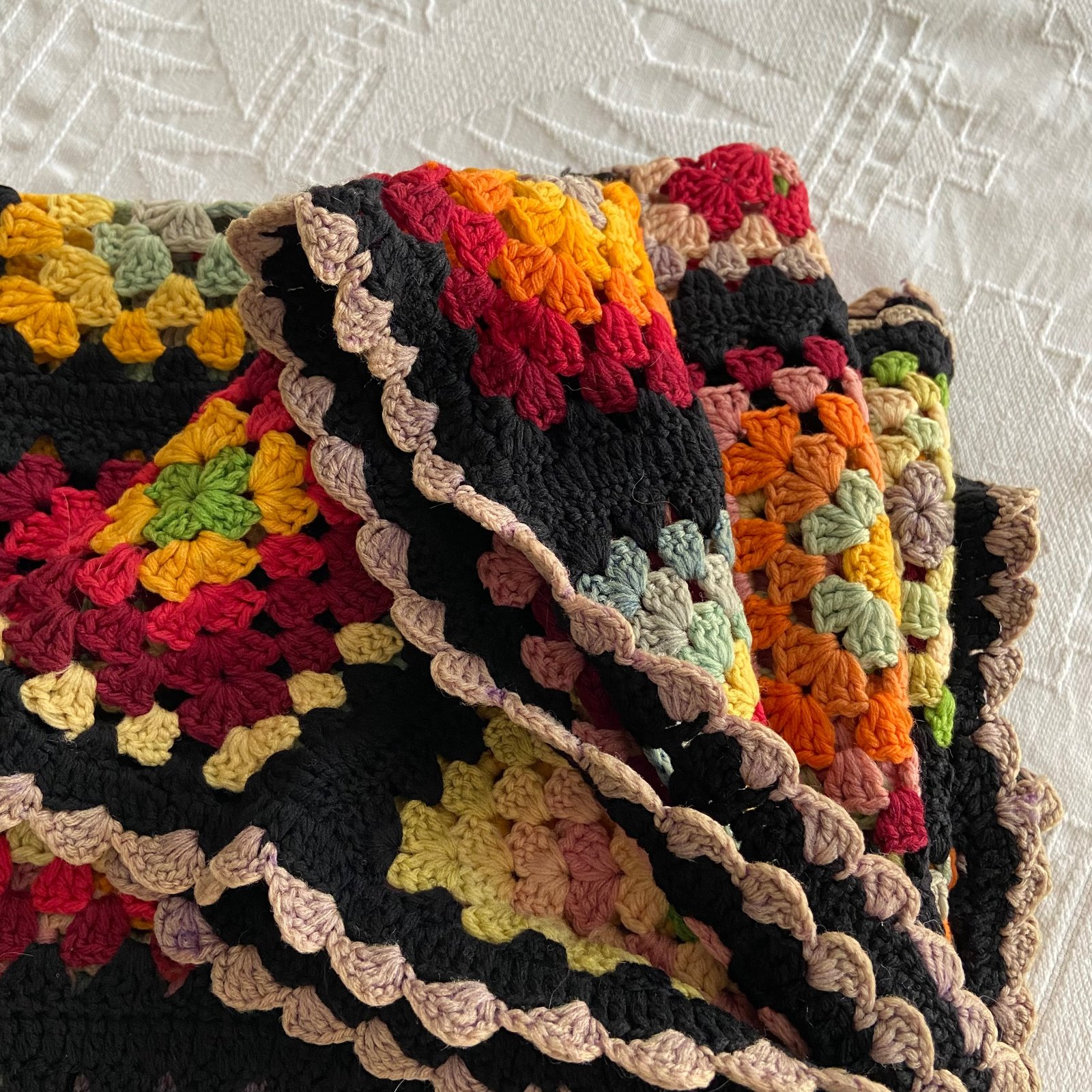 ラグ・カーペット vintage granny blanket blanket Vintage Granny Squares Crochet Lap Blanket Purple Pink & Blue Hand