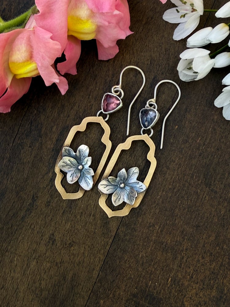 Image of Stargazer Hydrangea Spring Bloom Mismatch Earrings