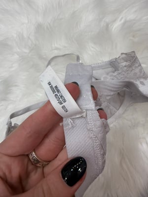 Image of PINK Victoria’s Secret Grey Lace Bra - 34B