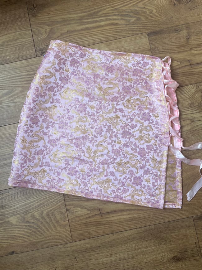 Pink and Gold Jacquard skirt with side split