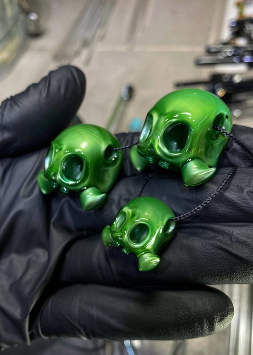 Image of Chromium Skull Pendants