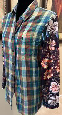 Image 4 of Vintage Funky Brown/Teal/Cream Flannel Shirt Floral Sleeves Cowboy Cat