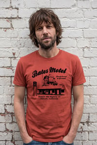 Image 1 of Camiseta Motel Bates 