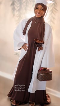 Image 2 of Alani Jennah