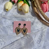 Amor Earrings 