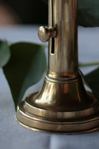 Image 2 of Kerzenständer, einflammig, Messing, mit Schiebefunktion, klein