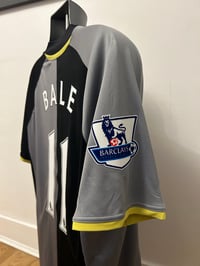 Image 6 of Tottenham Hotspur “BALE 11” 2012/13 Third Shirt +  patches  (XL)