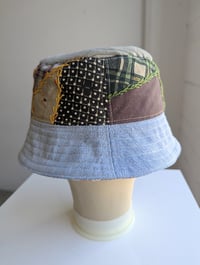 Image 3 of Reworked LÁ Reversible Bucket Hat 40s Quilt top XL 24