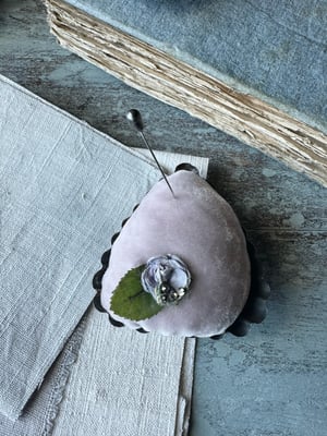 Image of Pin cushion •1