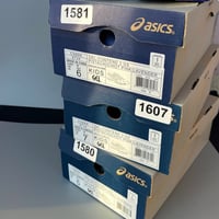 Image 5 of 3 sizes: us5/eu37.5, us6/eu39, us7/eu40