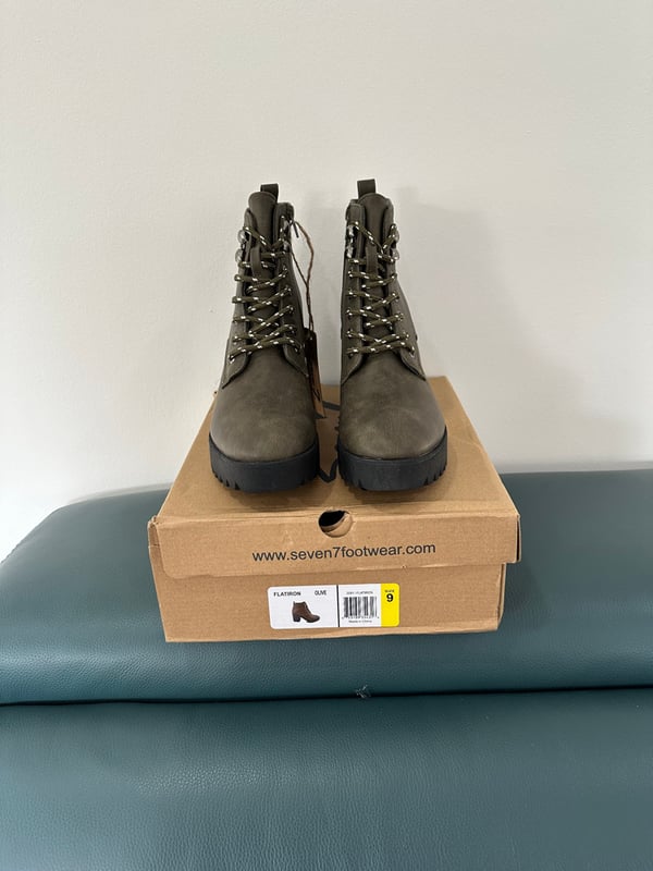 Image of Seven7 Footwear Flatiron Boot