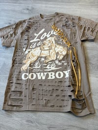 Medium Love caramel side lace destroyed 