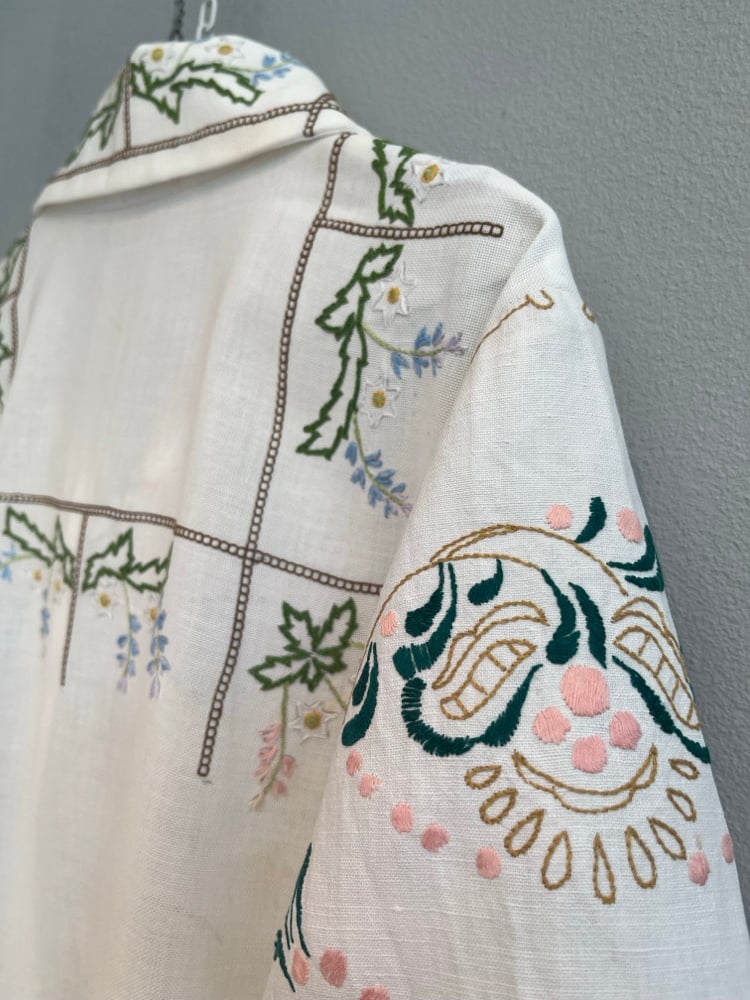 Image of Spring flower shirt (m/l)
