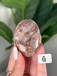 Image 7 of SANGRIA LACE AGATE PALM STONES LOT 2