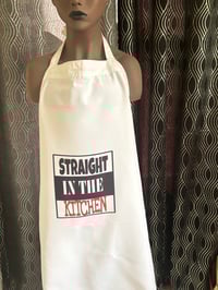 Straight in the Kitchen 