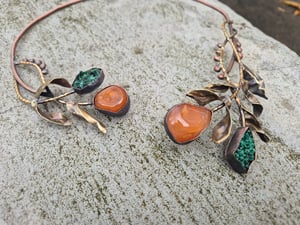 Carnelian and malachite open necklace 