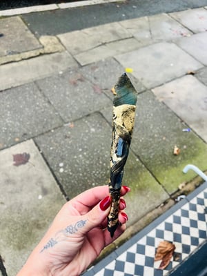 Image of Manifesting pen labradorite green blue 