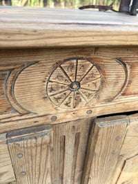 Image 2 of BUFFET -LEOPOLD