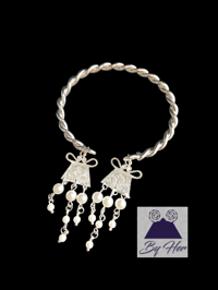 Image 3 of Twisted Pearl Bracelet