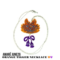 ORANGE TIGGER  NECKLACE 🧡💜